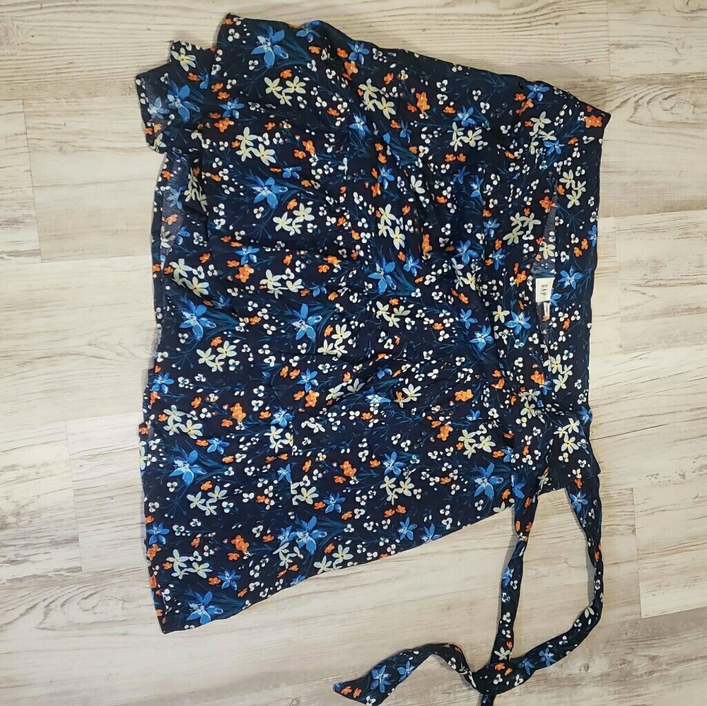 NWT Gap floral skirt